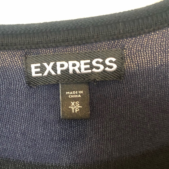 XS blue and black V-neck sweater from Express - Picture 5 of 5